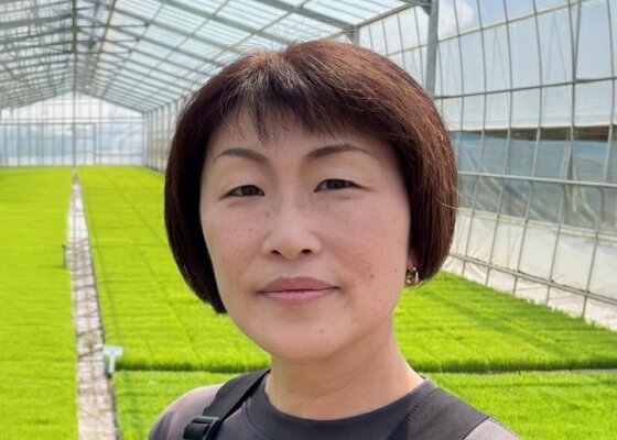 (株)光ファーム 篠塚 朋子